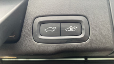 Volvo XC60 2.0 T6 [350] RC PHEV Plus Dark 5dr AWD Geartronic Estate